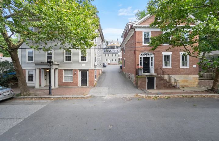 73 Benefit St Providence, RI 02904