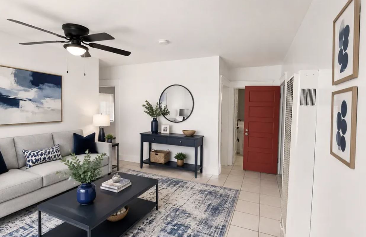 1549-1555 Linden Ave Long Beach, CA 90813